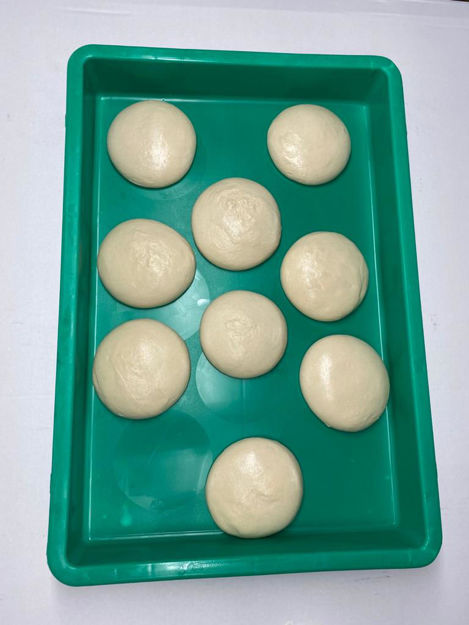 Picture of FRESH DOUGH 12 OZ 9 balls/tray (Medium)